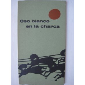 Oso blanco en la charca