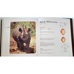 Encyclopedia of Big Game Animals in Africa